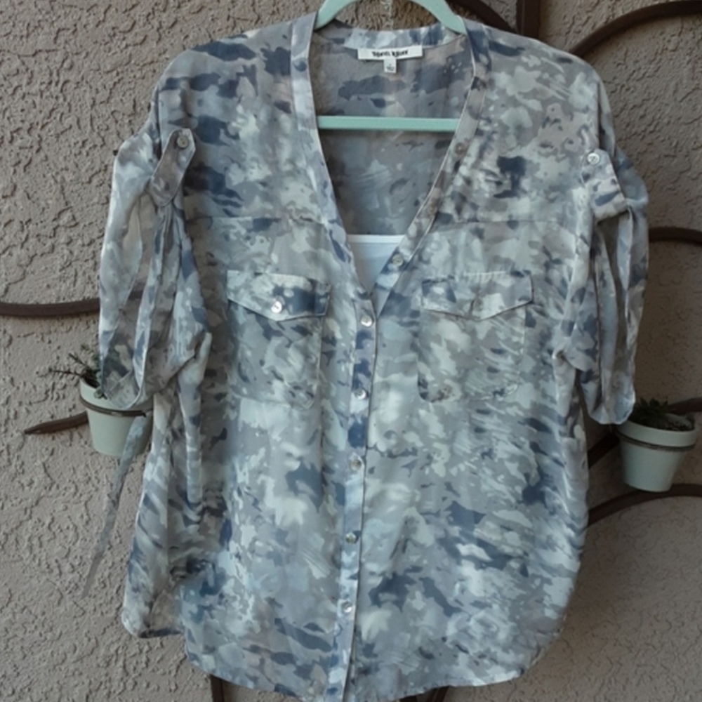 Daniel Rainn Camo‎ Twin Set Women's Animal Print Short Sleeve Blouse